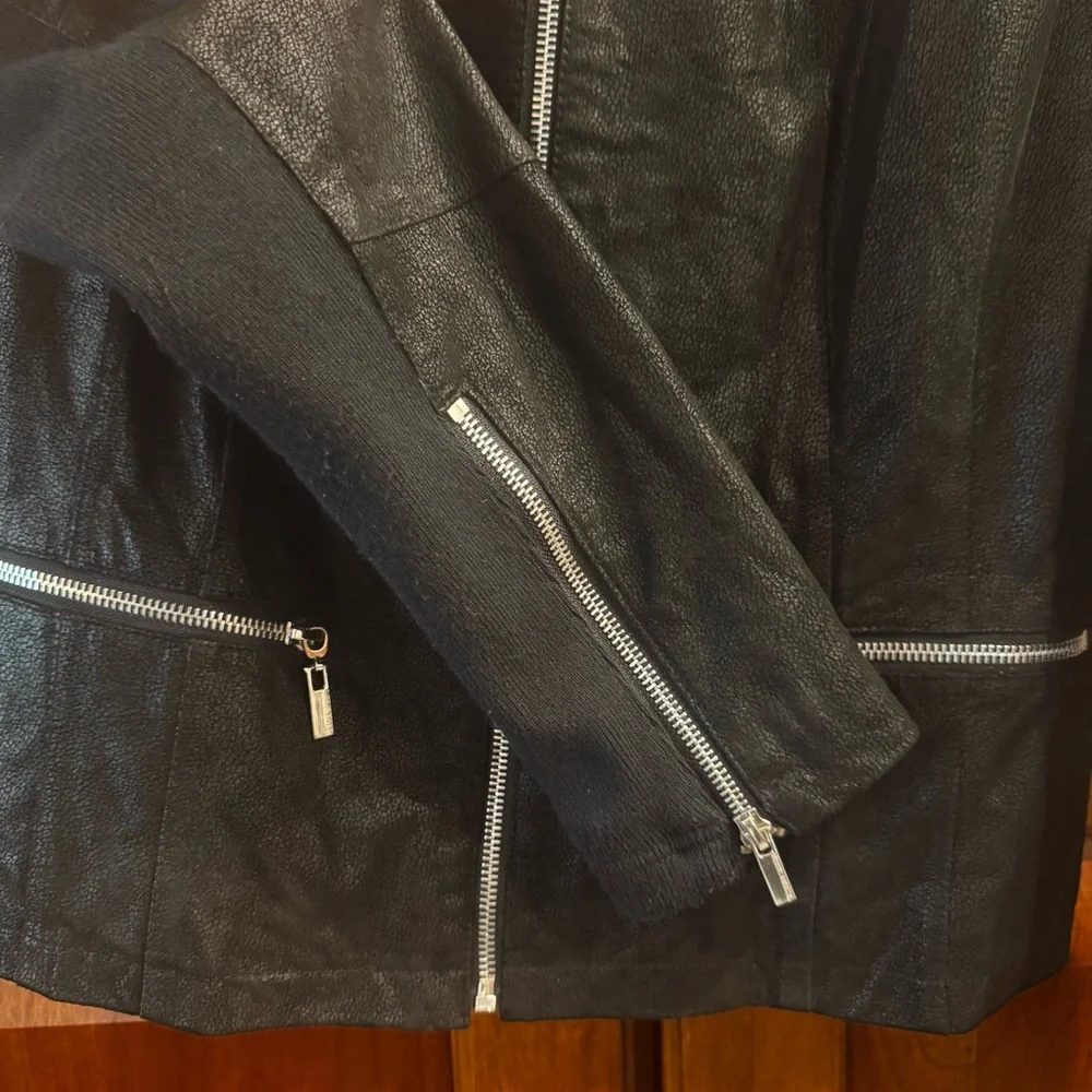 Wilsons Leather Women’s Black Moto Jacket Silver Zippers Medium